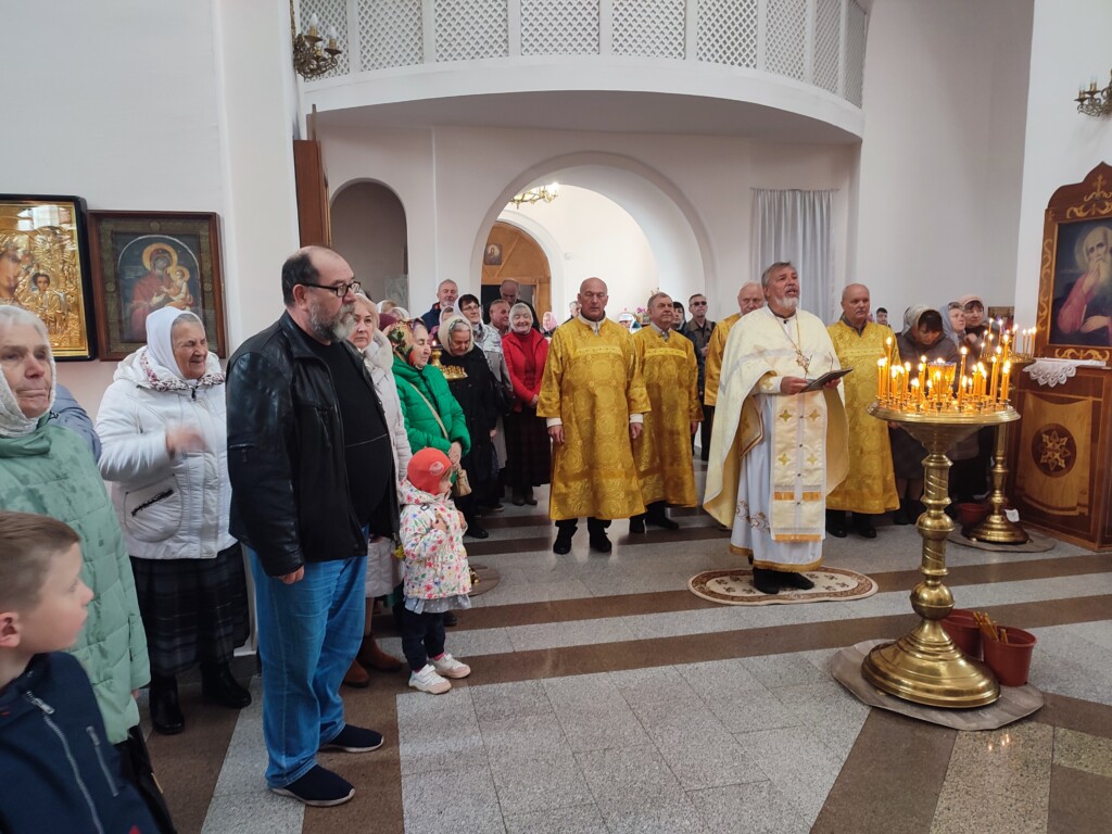 Барнаул Никольская Церковь престольный праздник